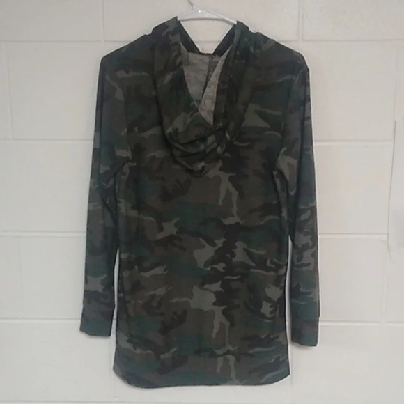 BOMBOM CAMO KANGAROO POCKET PULL OVER, LIGHTWEIGHT, TUNIC LENGTH, HOODIE - Picture 2 of 8